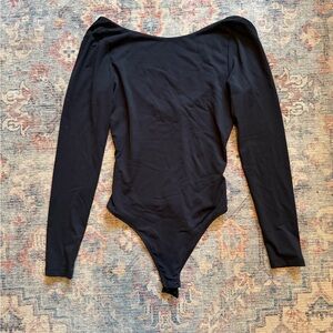 Babaton Classic Black Bodysuit